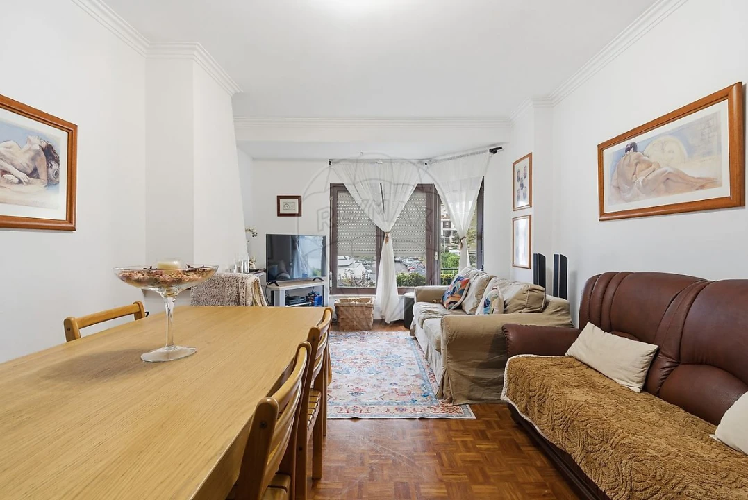 Apartamento T2 para Venda em Santa Maria, São Pedro e Matacães Foto 4