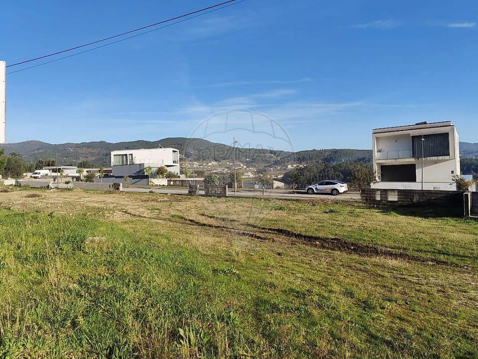 Terreno para Venda em Macieira de Cambra Foto 6