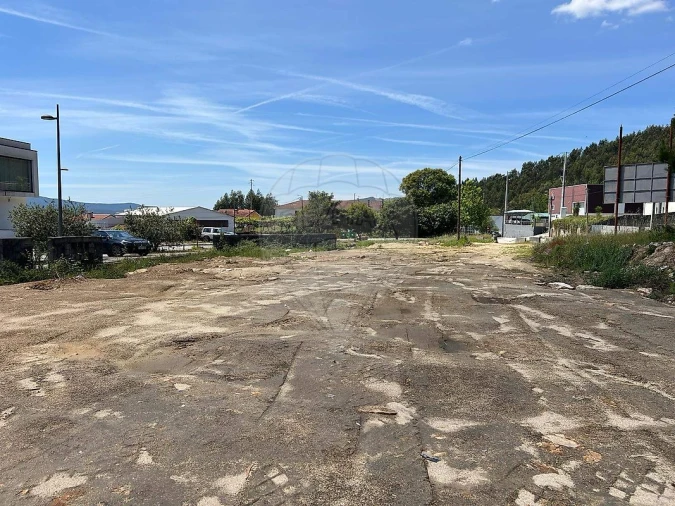 Terreno para Venda em Macieira de Cambra Foto 5