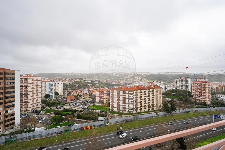 Apartamento T2 para Arrendamento em Odivelas Foto 14