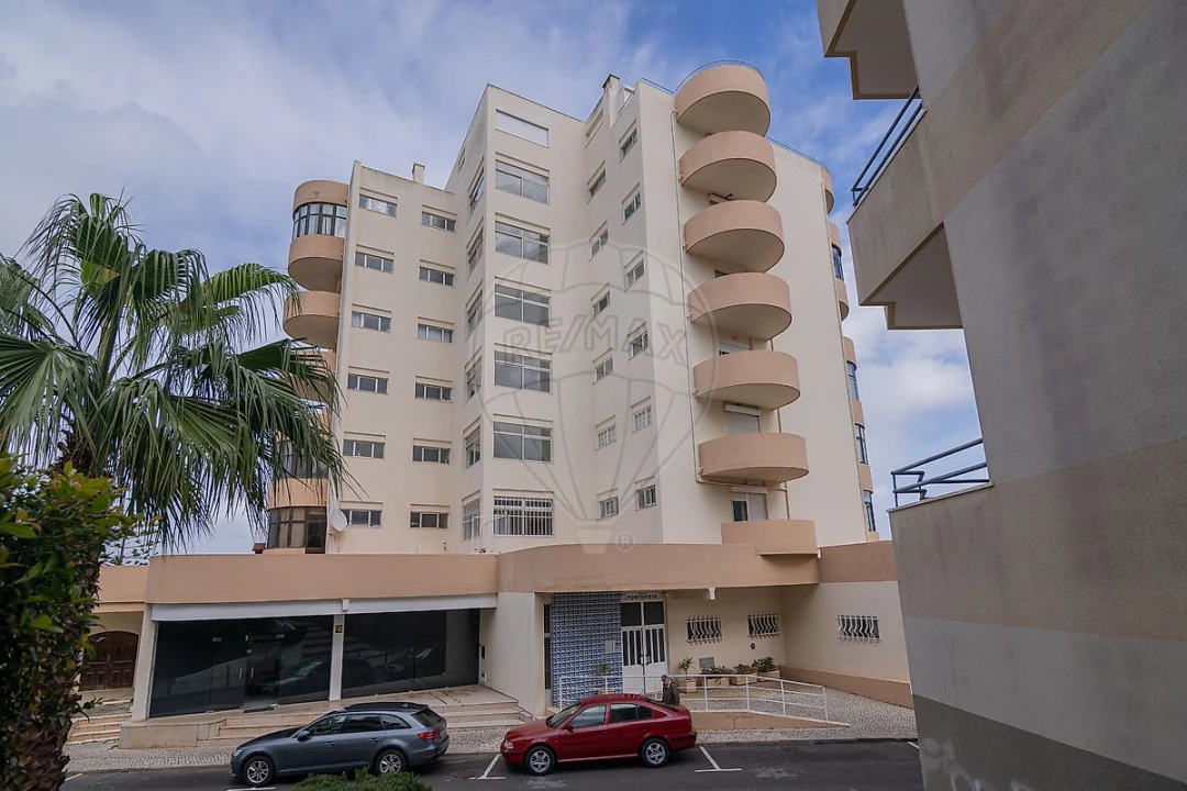 Apartamento T1 para Venda em Portimão Foto 3