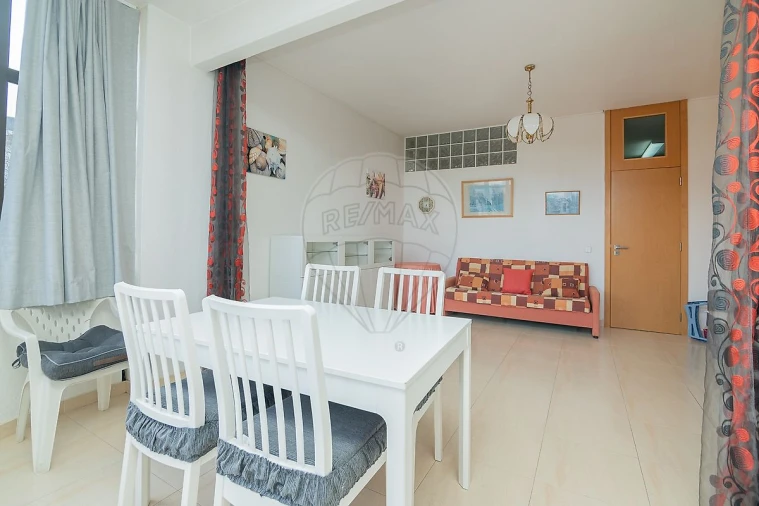 Apartamento T1 para Venda em Portimão Foto 10