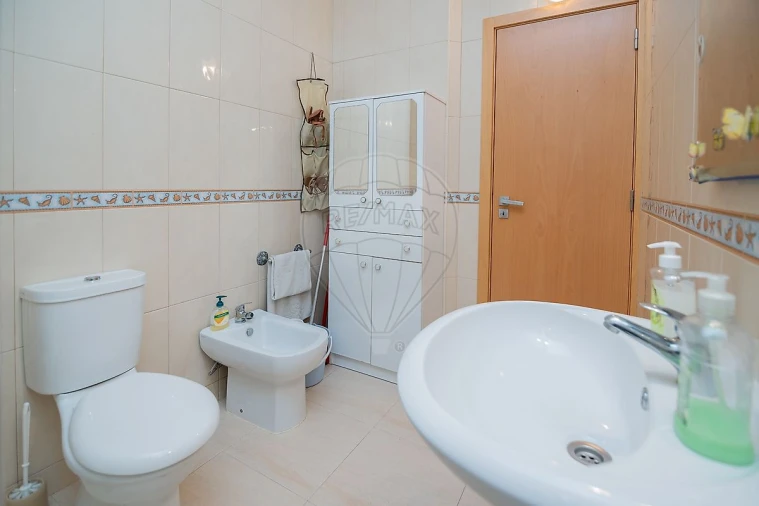 Apartamento T1 para Venda em Portimão Foto 22