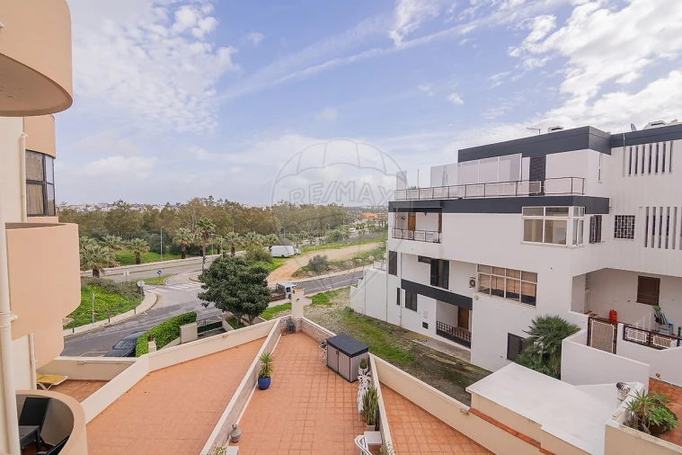 Apartamento T1 para Venda em Portimão Foto 16