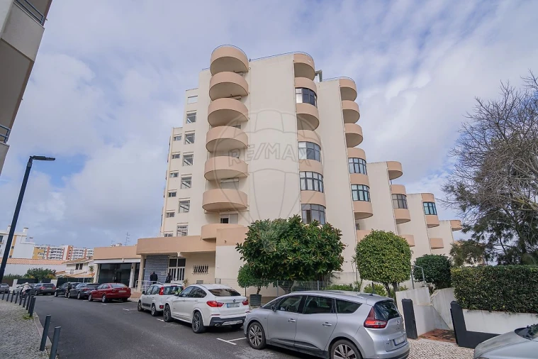 Apartamento T1 para Venda em Portimão Foto 2