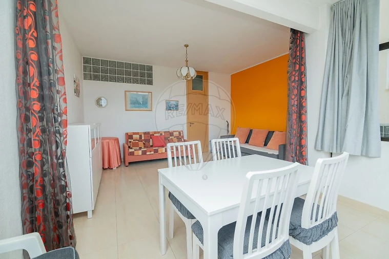 Apartamento T1 para Venda em Portimão Foto 11