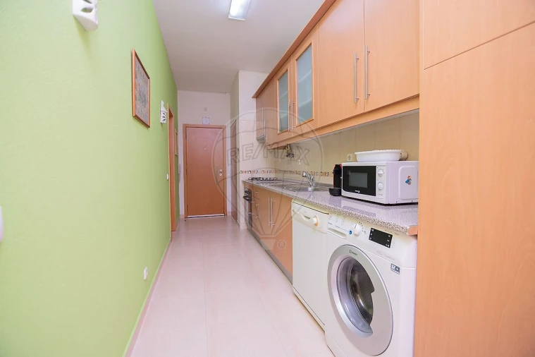 Apartamento T1 para Venda em Portimão Foto 9