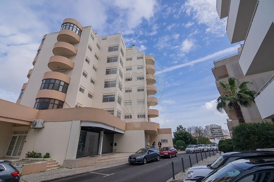 Apartamento T1 para Venda em Portimão Foto 4