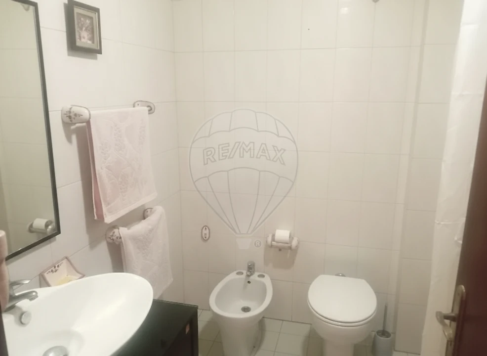 Apartamento T2 para Venda em Moita Foto 3