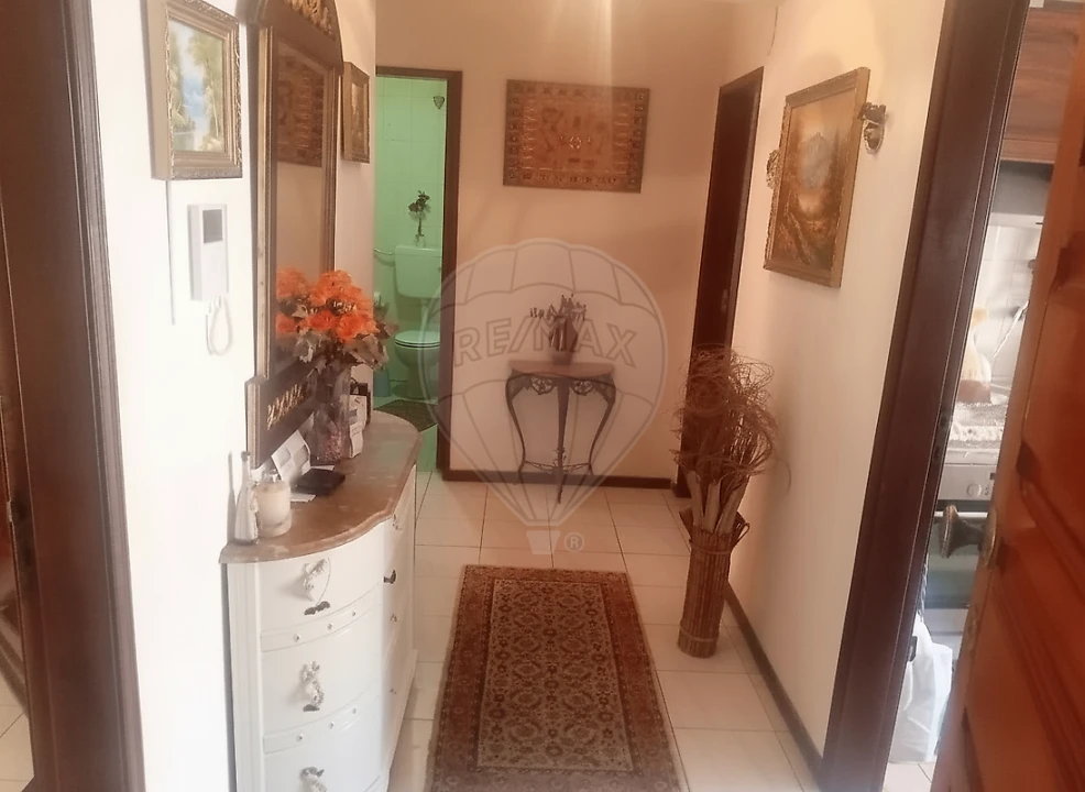 Apartamento T2 para Venda em Moita Foto 2