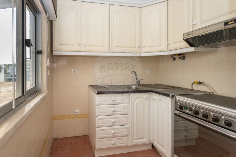 Moradia T2 para Venda em Sesimbra (Castelo) Foto 17