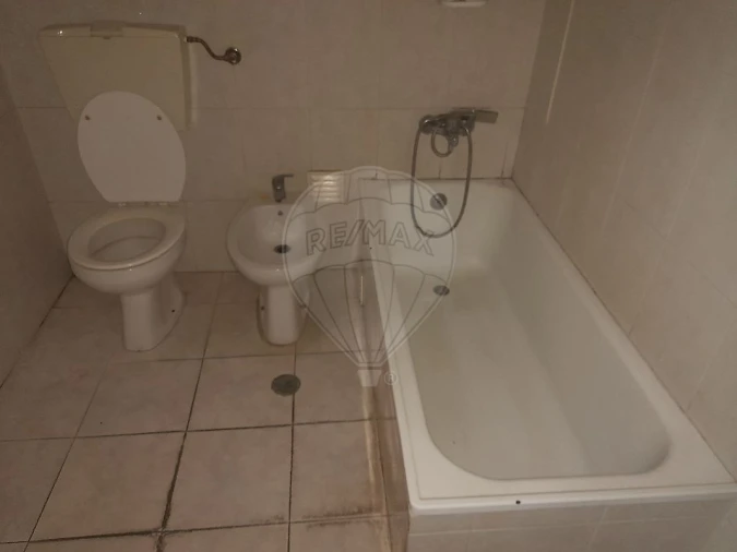 Apartamento T3 para Venda em Almada, Cova da Piedade, Pragal e Cacilhas Foto 5