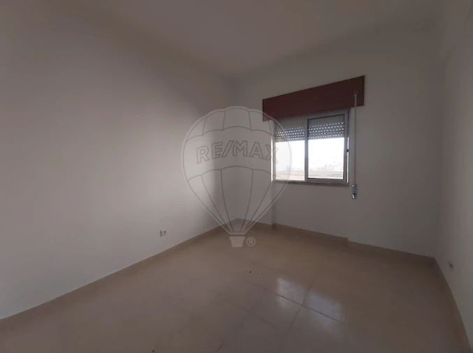 Apartamento T3 para Venda em Moita Foto 5