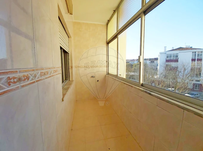 Apartamento T3 para Venda em Moita Foto 5