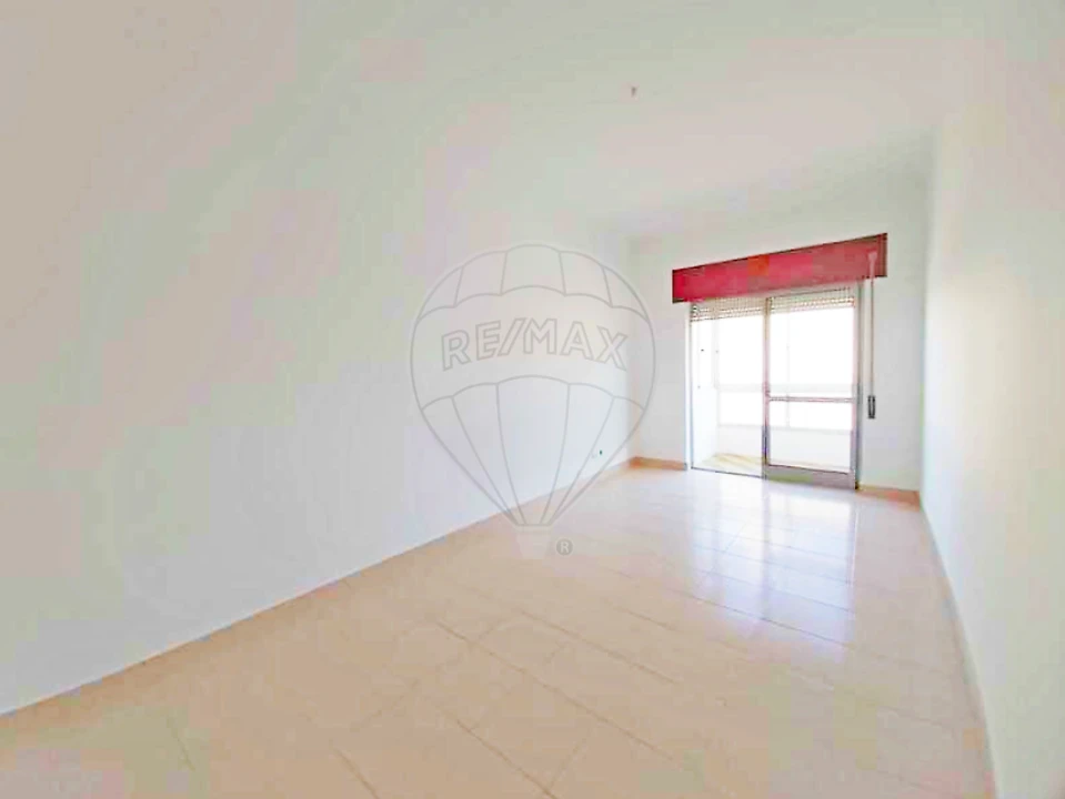 Apartamento T3 para Venda em Moita Foto 7
