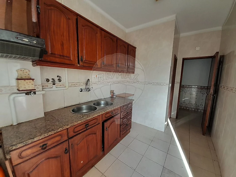 Apartamento T3 para Venda em Moita Foto 2