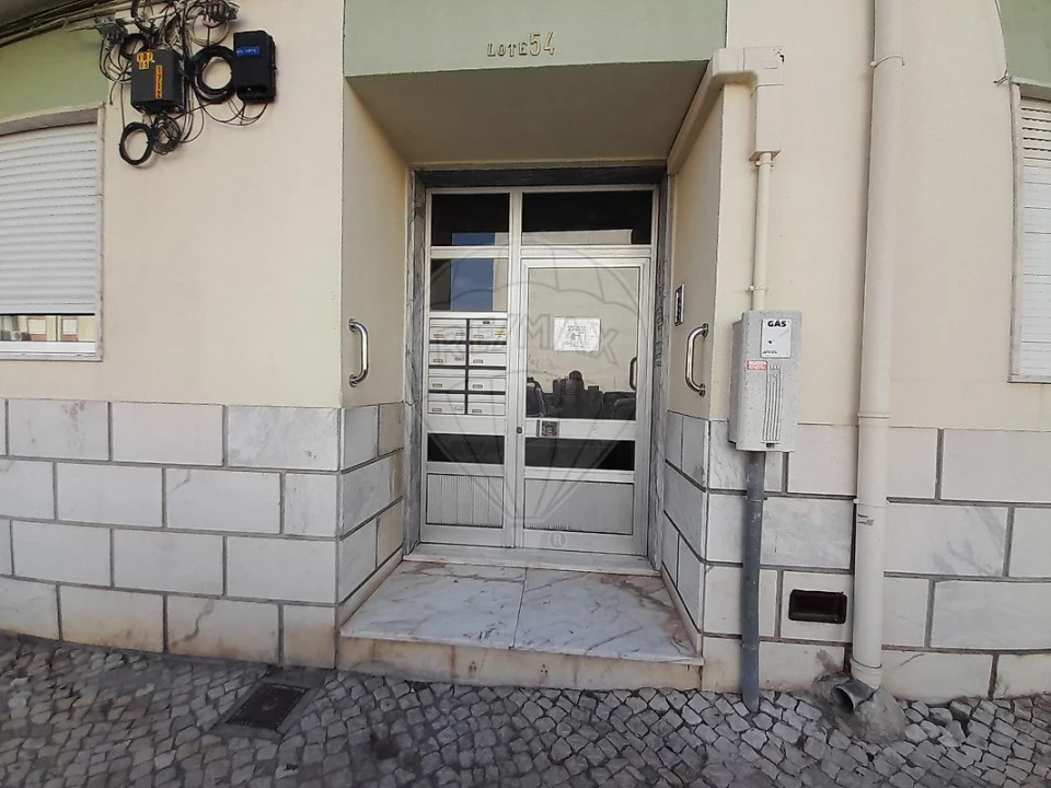 Apartamento T3 para Venda em Moita Foto 3