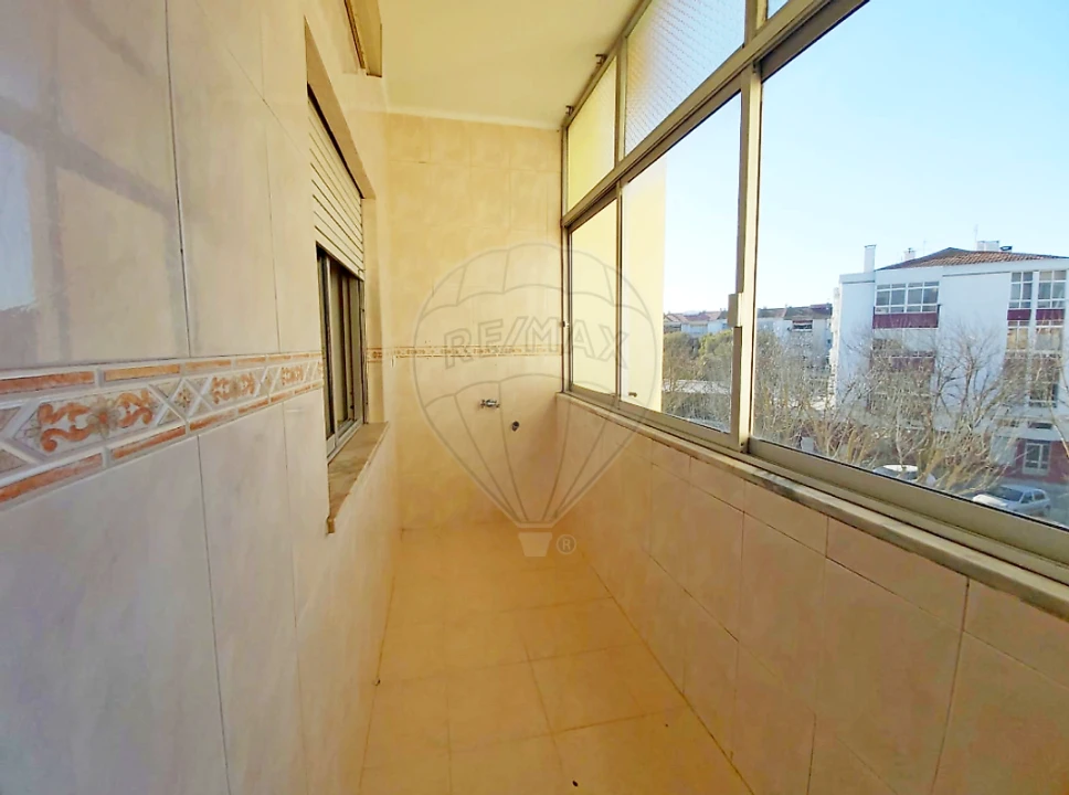 Apartamento T3 para Venda em Moita Foto 5