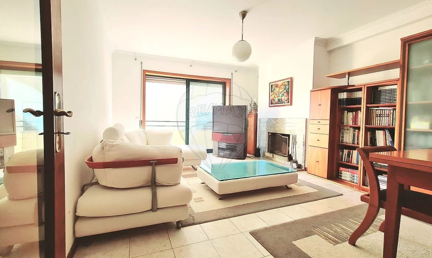 Apartamento T3 para Arrendamento em Espinho Foto 12