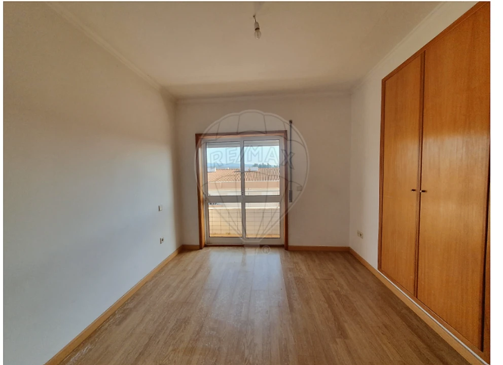 Apartamento T2 para Venda em O. Azeméis, Riba-Ul, Ul, Macinhata Seixa, Madail Foto 8