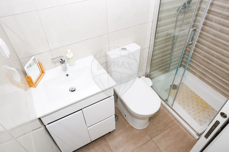 Apartamento T3 para Arrendamento em Aveiras de Cima Foto 26