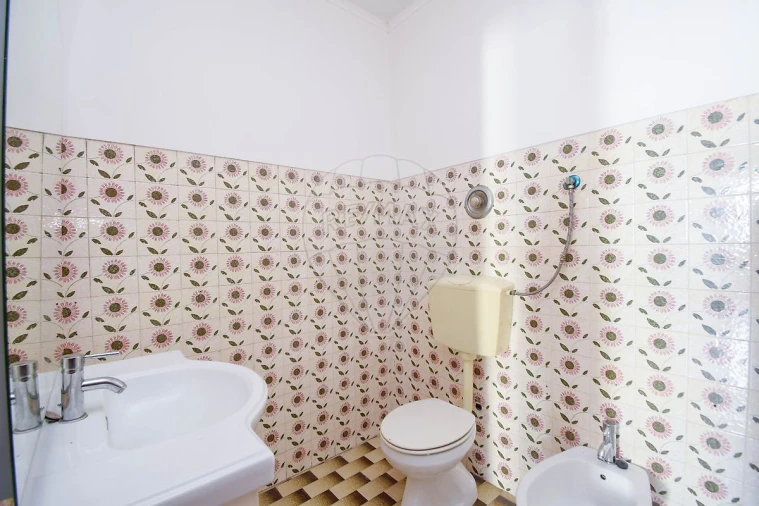 Apartamento T3 para Venda em Águas Livres Foto 17