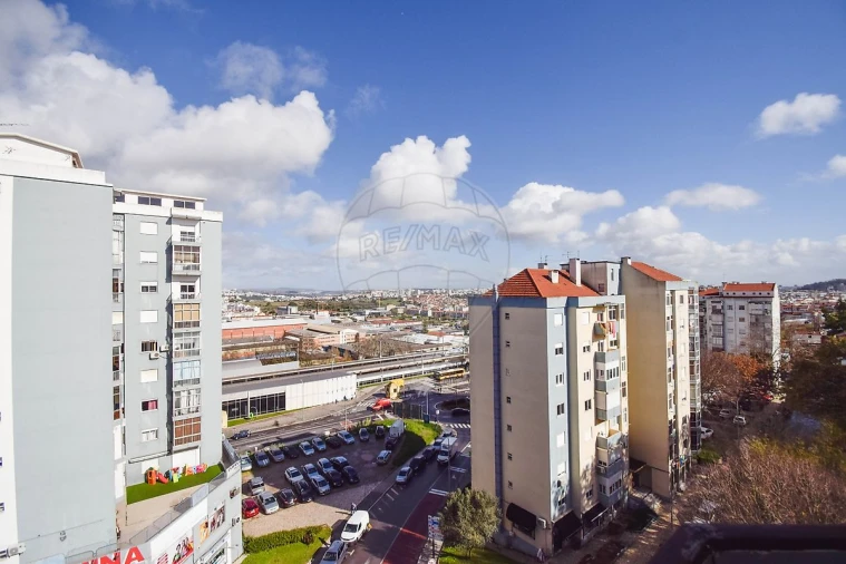 Apartamento T3 para Venda em Águas Livres Foto 27