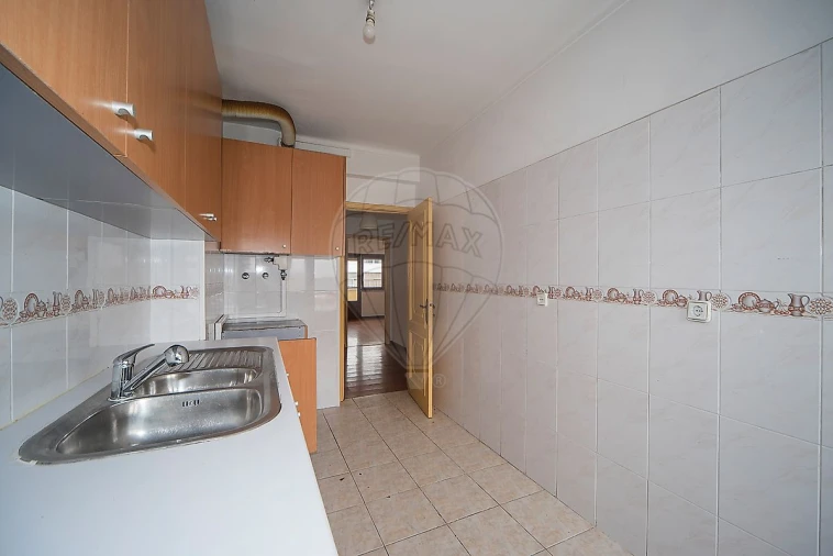 Apartamento T3 para Venda em Massamá e Monte Abraão Foto 7