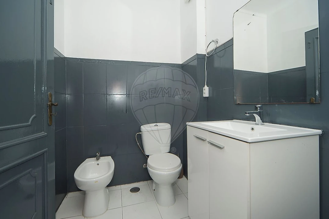 Apartamento T3 para Venda em Massamá e Monte Abraão Foto 16