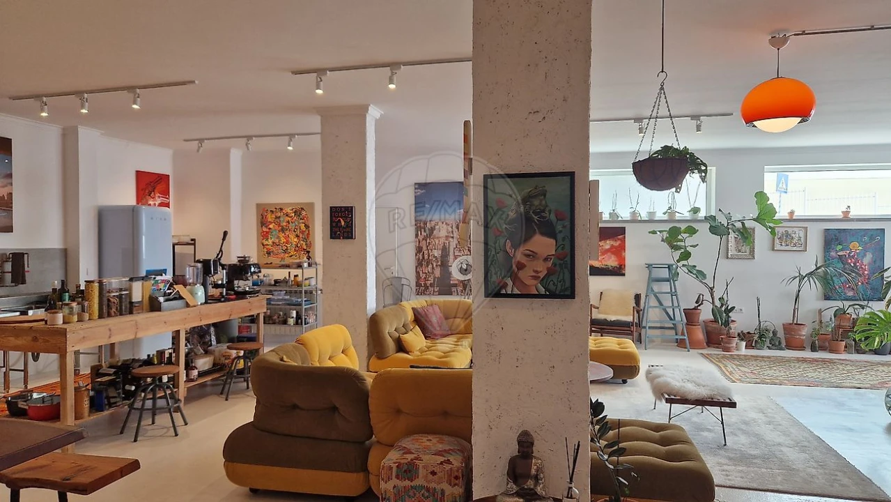 Apartamento T2 para Venda em Algés, Linda-A-Velha e Cruz Quebrada-Dafundo Foto 2