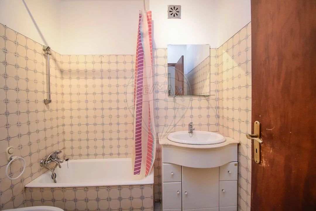 Apartamento T4 para Venda em Agualva e Mira-Sintra Foto 19