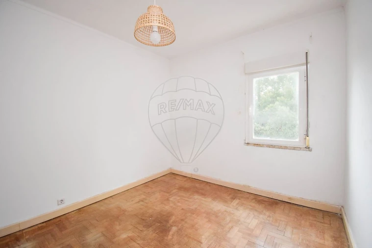 Apartamento T4 para Venda em Agualva e Mira-Sintra Foto 6