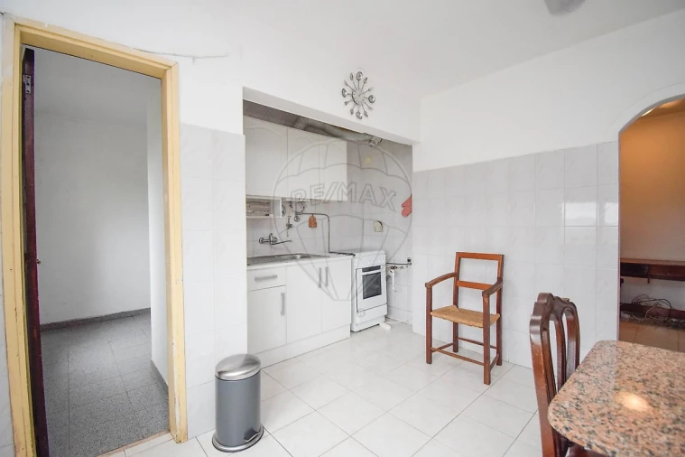 Apartamento T4 para Venda em Agualva e Mira-Sintra Foto 18