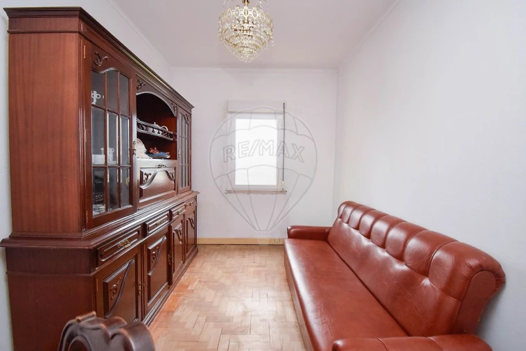 Apartamento T4 para Venda em Agualva e Mira-Sintra Foto 10