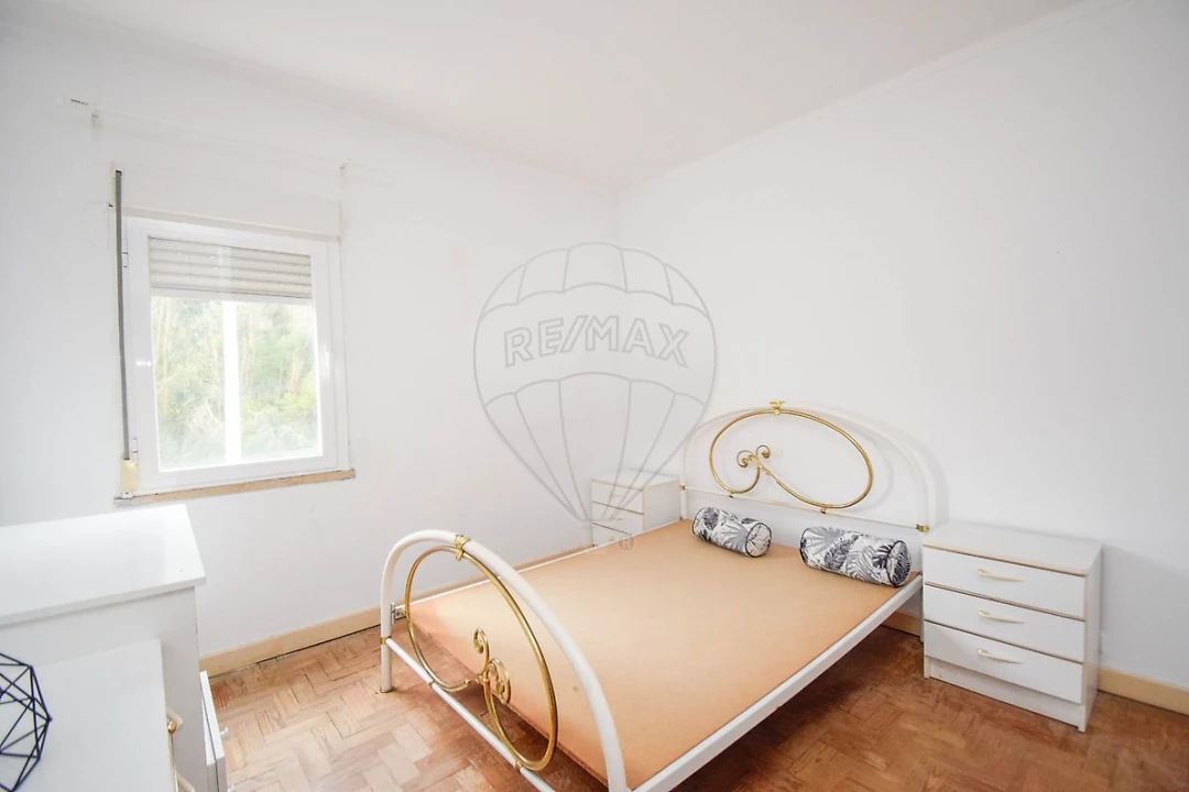 Apartamento T4 para Venda em Agualva e Mira-Sintra Foto 5