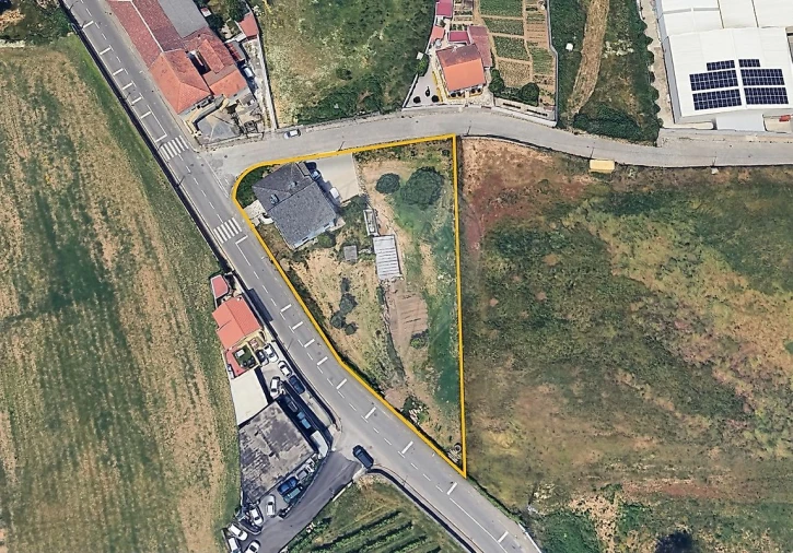 Moradia T3 para Venda em Fânzeres e São Pedro da Cova Foto 2