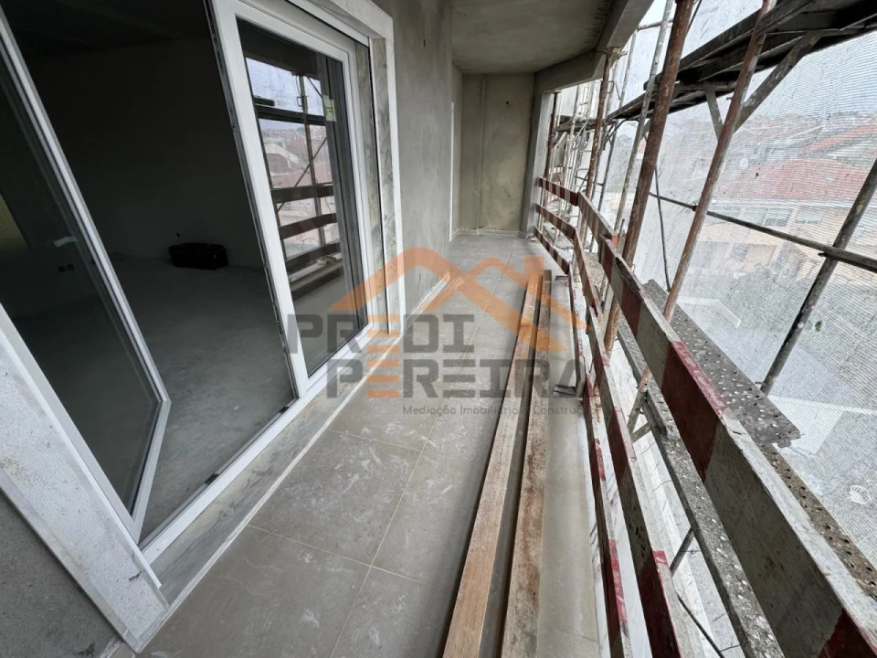 Apartamento T3 para Venda em Mina de Água Foto 1