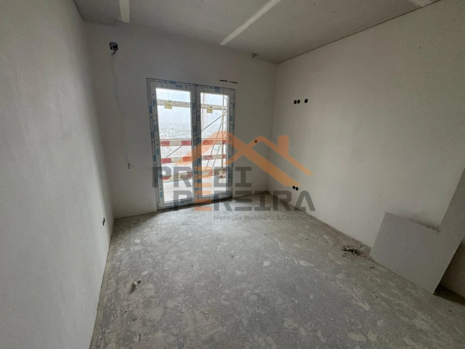Apartamento T3 para Venda em Mina de Água Foto 14
