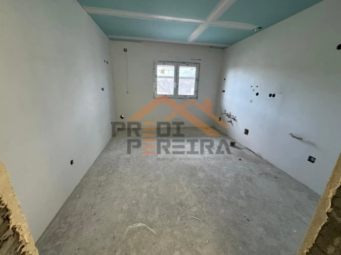 Apartamento T3 para Venda em Mina de Água Foto 3