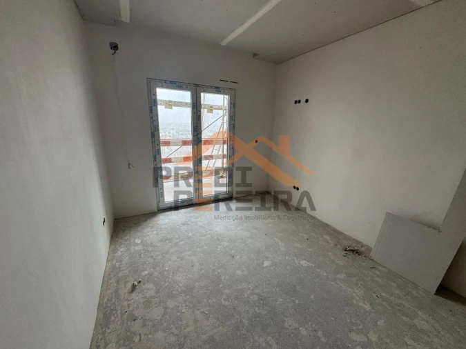 Apartamento T3 para Venda em Mina de Água Foto 14