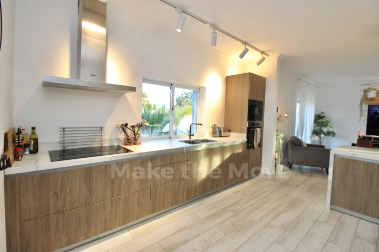 Moradia T5 para Venda em Moncarapacho e Fuseta Foto 9