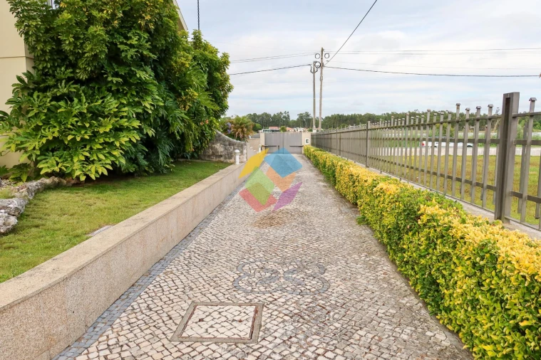 Moradia T5 para Venda em Ovar, São João, Arada e São Vicente de Pereira Jusã Foto 15
