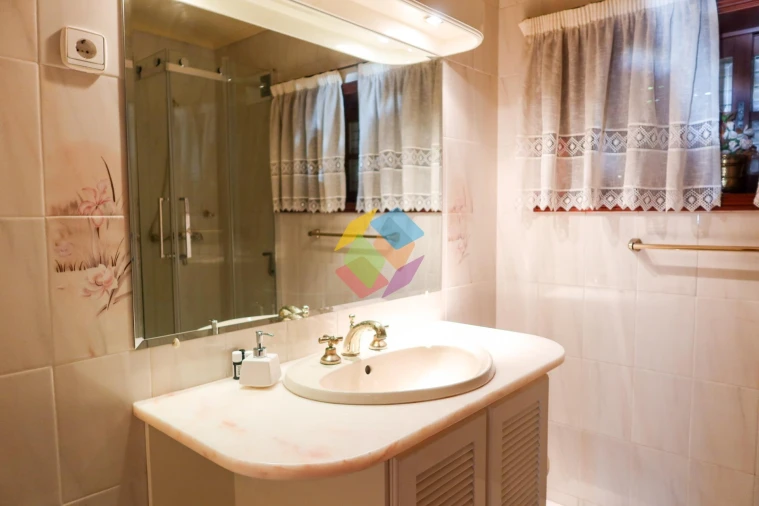 Moradia T5 para Venda em Ovar, São João, Arada e São Vicente de Pereira Jusã Foto 40