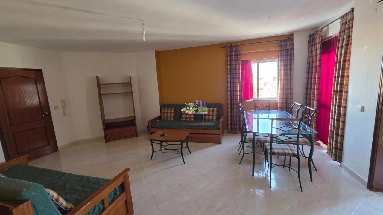 Apartamento T1 para Venda em Armação de Pera Foto 4