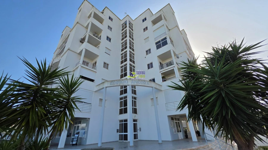 Apartamento T1 para Venda em Armação de Pera Foto 1