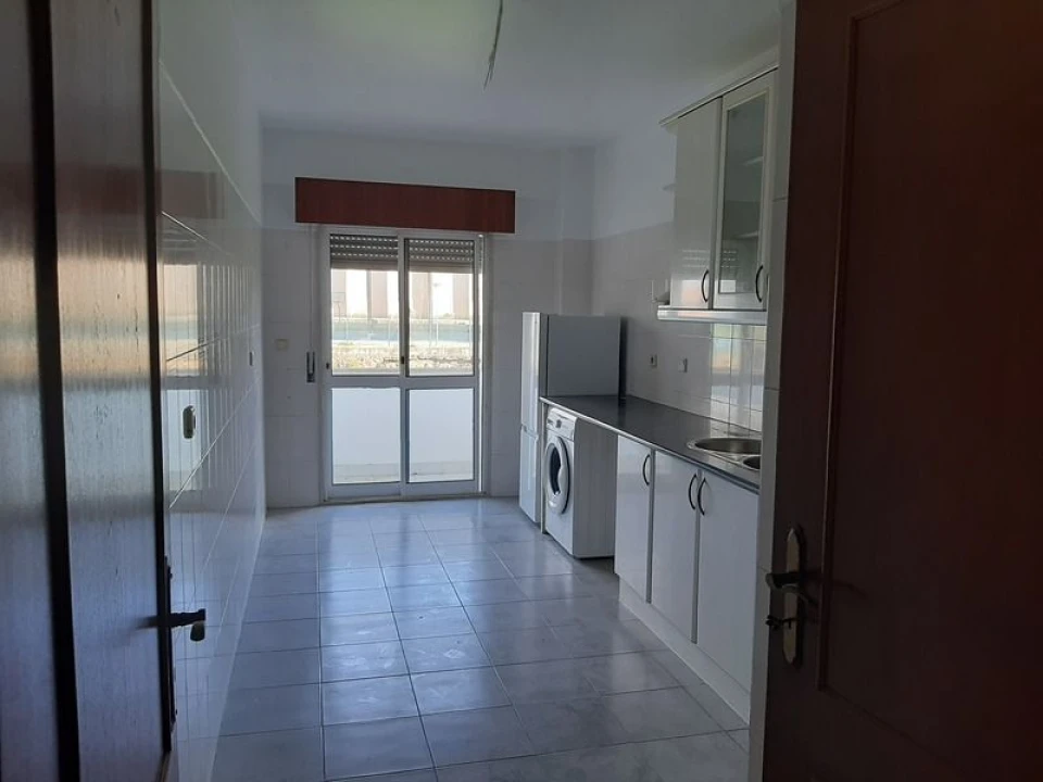 Apartamento T3 para Venda em Agualva e Mira-Sintra Foto 5