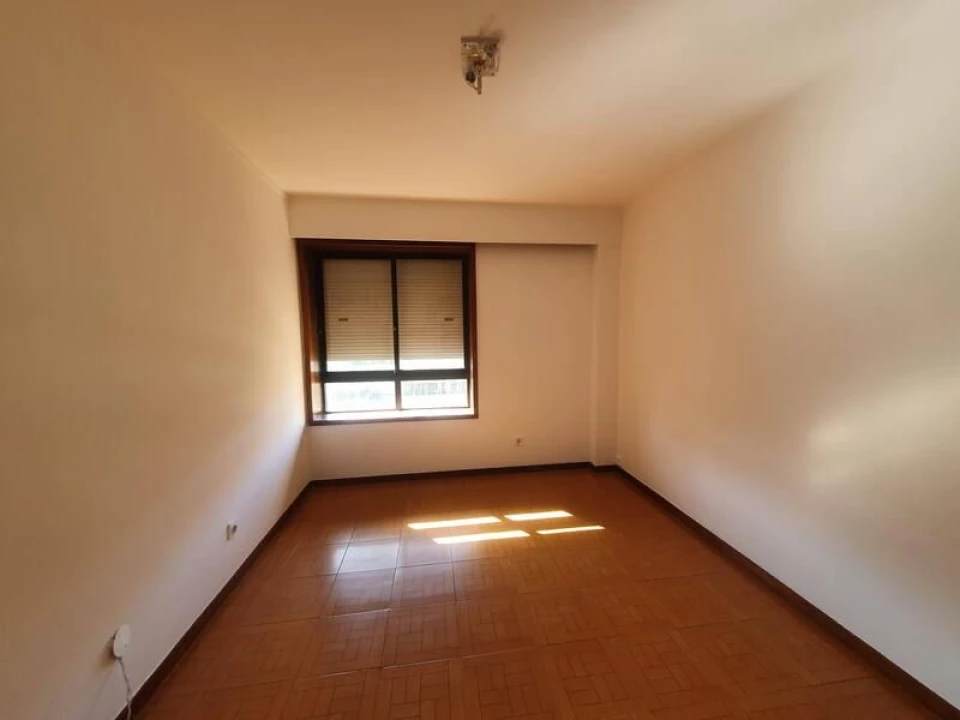 Apartamento T3 para Venda em Rio Tinto Foto 8