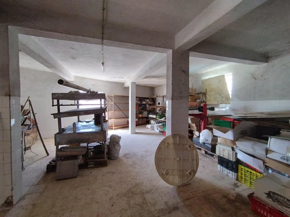 Armazém para Venda em Amendoa Foto 5