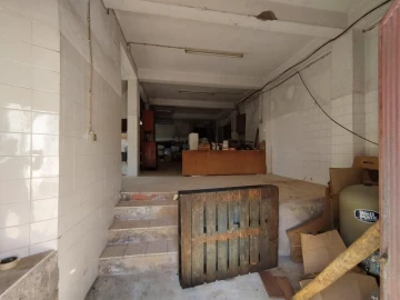 Armazém para Venda em Amendoa