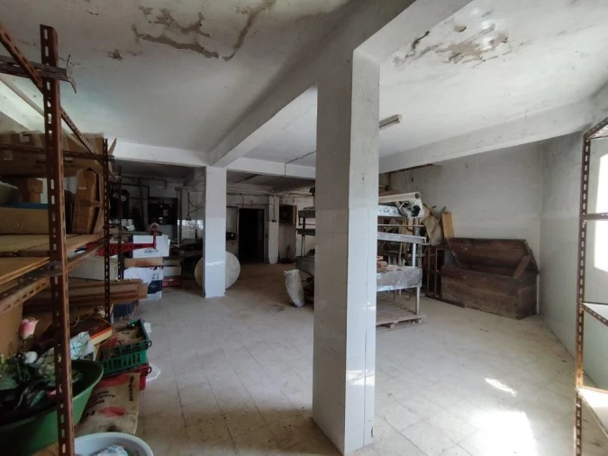 Armazém para Venda em Amendoa Foto 2